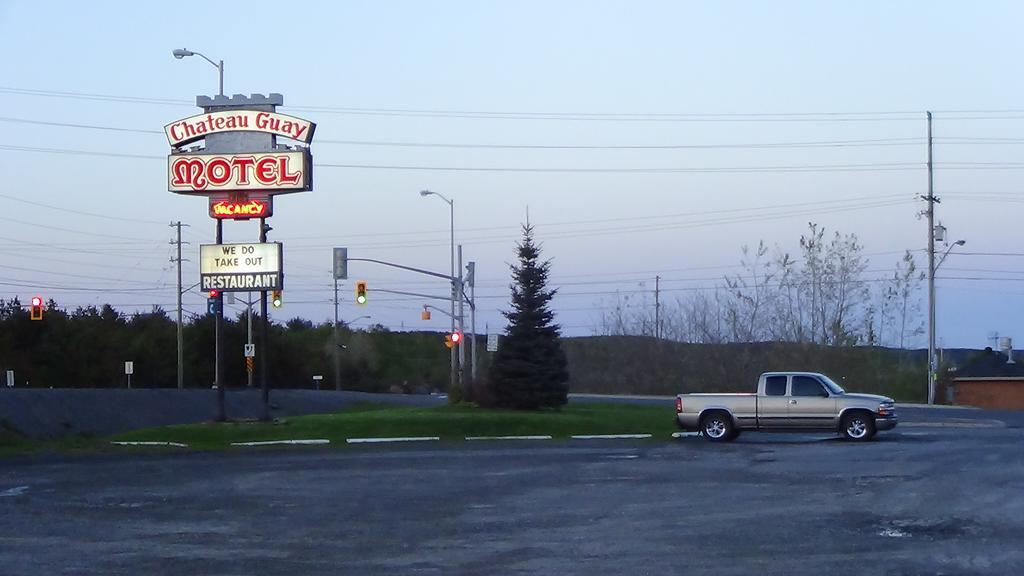 Chateau Guay & Restaurant Motel Sudbury
