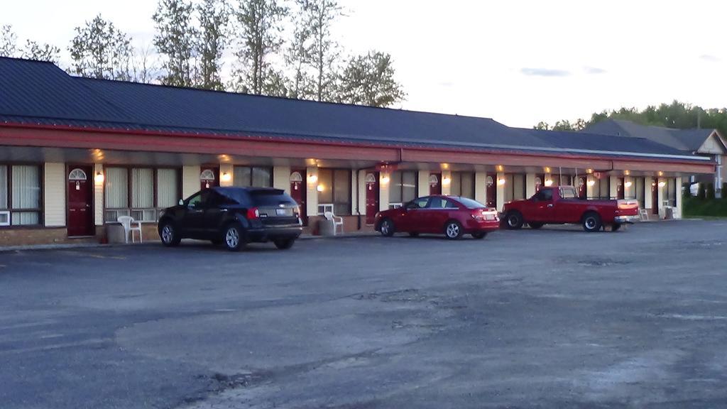Chateau Guay & Restaurant Motel Sudbury